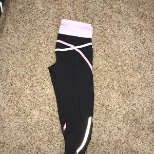 Size 2 lululemon crop leggings